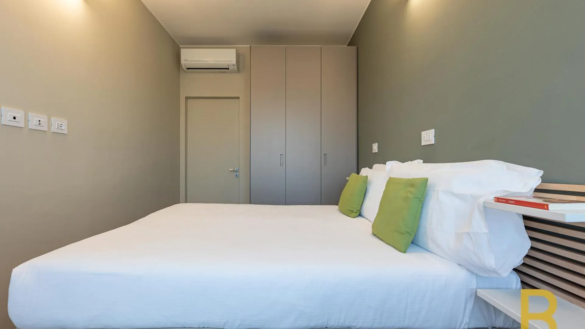 Beplace Apartments In Primaticcio Milan Italy